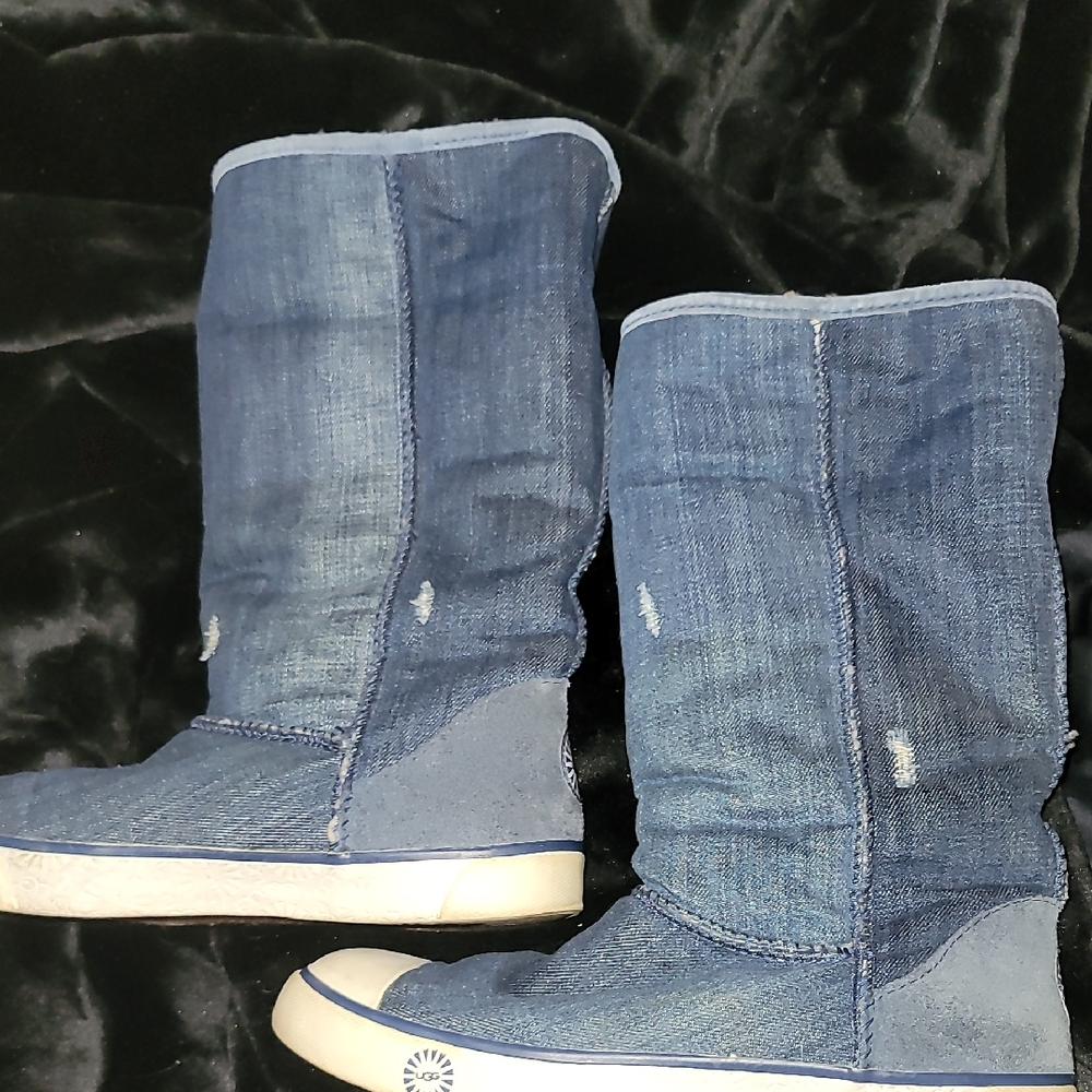 UGG Blue Denom Sneakers